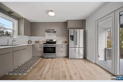 28 Kensington Avenue, Norwood, NJ 07648 - Photo 8