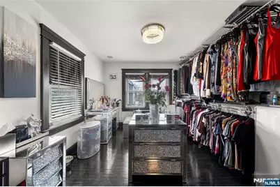 461 Greenmount Avenue, Cliffside Park, NJ 07010 - Photo 16