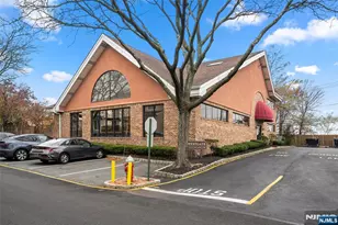 1420 Westgate Dr 8109, Fort Lee, NJ 07024 - Photo 14