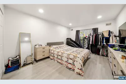 1420 Westgate Drive 8109 #8109, Fort Lee, NJ 07024 - Photo 10