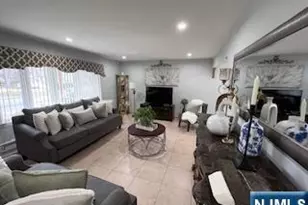 36-14 Northern Dr, Fair Lawn, NJ 07410 - Photo 4