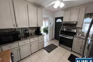 36-14 Northern Dr, Fair Lawn, NJ 07410 - Photo 8