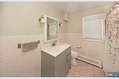 41 Demott Avenue, Clifton, NJ 07011 - Photo 16