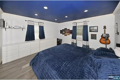 41 Demott Avenue, Clifton, NJ 07011 - Photo 14