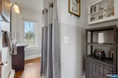 172 Yawpo Avenue, Oakland, NJ 07436 - Photo 22