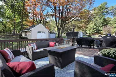 172 Yawpo Avenue, Oakland, NJ 07436 - Photo 38