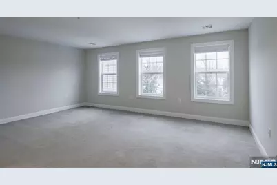 2-48 Grove Avenue 26 #26, Cedar Grove, NJ 07009 - Photo 8