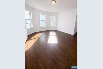 81-85 Columbia Avenue 2 #2, Newark, NJ 07106 - Photo 4