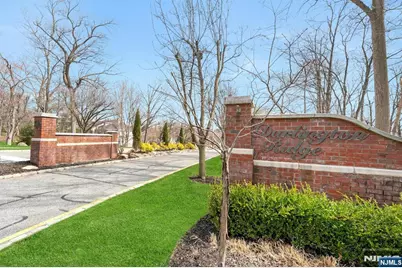 994 Boxwood Court, Mahwah, NJ 07430 - Photo 2