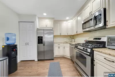 994 Boxwood Court, Mahwah, NJ 07430 - Photo 8