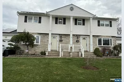 21A Millar Court, Paramus, NJ 07652 - Photo 1