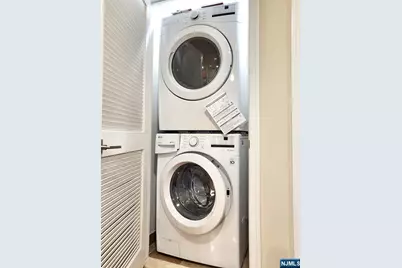 45 Palisades Boulevard 4 #4, Palisades Park, NJ 07650 - Photo 4