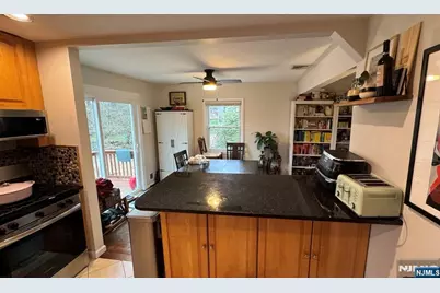 158 Morningside Road, Paramus, NJ 07652 - Photo 4