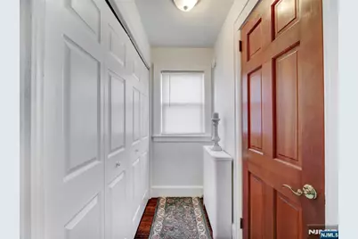 569 Monroe Place, Ridgefield, NJ 07657 - Photo 14