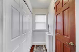 569 Monroe Pl, Ridgefield, NJ 07657 - Photo 14