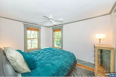 530 Up Mountain Avenue, Montclair, NJ 07043 - Photo 24