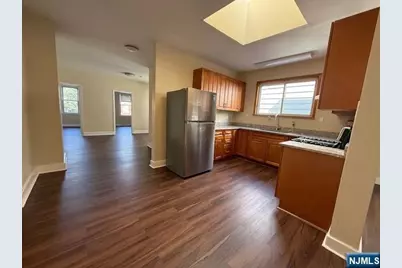 234 Paterson Avenue 1 #1, East Rutherford, NJ 07073 - Photo 2