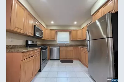 218 11th Street 1 Floor #1 Floor, Palisades Park, NJ 07650 - Photo 4
