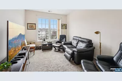 1209 Holly Lane 141 #141, Cedar Grove, NJ 07009 - Photo 18