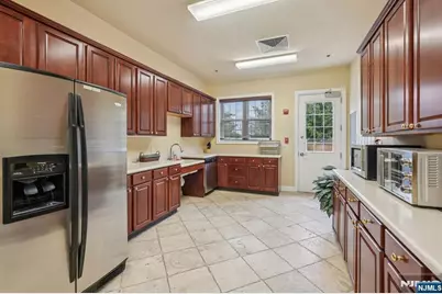 1209 Holly Lane 141 #141, Cedar Grove, NJ 07009 - Photo 32