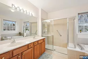 1209 Holly Ln 141, Cedar Grove, NJ 07009 - Photo 16