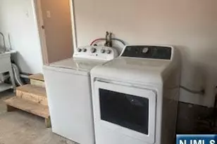 242 Commercial Ave 1st Floor, Palisades Park, NJ 07650 - Photo 16