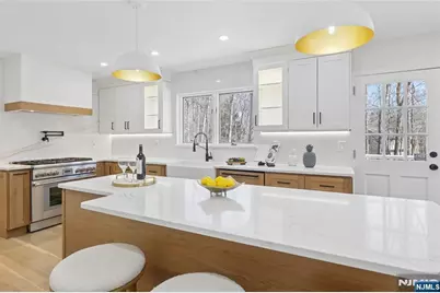 708 Windswept Lane, Franklin Lakes, NJ 07417 - Photo 12