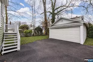 57 Menzel Ave, Maplewood, NJ 07040 - Photo 20