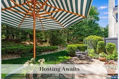 608 Fieldstone Terrace, Wyckoff Township, NJ 07481 - Photo 4