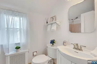 133 Willow Avenue, Hackensack, NJ 07601 - Photo 20