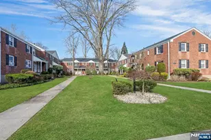 190 Knickerbocker Rd, Englewood, NJ 07631 - Photo 24