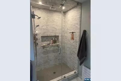 668 Hillsdale Avenue, Hillsdale, NJ 07642 - Photo 8