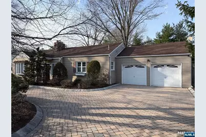 668 Hillsdale Avenue, Hillsdale, NJ 07642 - Photo 2