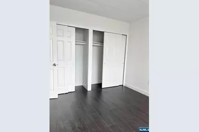 464 Gorge Road 2F #2F, Cliffside Park, NJ 07010 - Photo 4