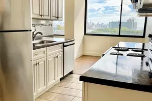 464 Gorge Road 2F, Cliffside Park, NJ 07010 - Photo 8