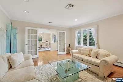 27 Oak Place, Caldwell, NJ 07006 - Photo 16