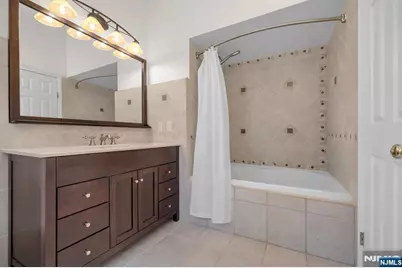 37 Berkshire Road, Woodcliff Lake, NJ 07677 - Photo 18