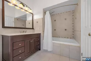 37 Berkshire Rd, Woodcliff Lake, NJ 07677 - Photo 18