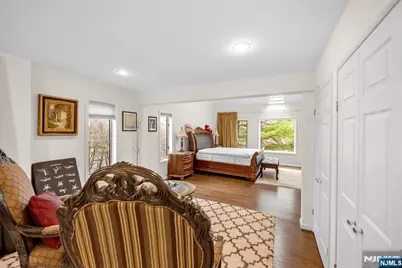 37 Berkshire Road, Woodcliff Lake, NJ 07677 - Photo 14