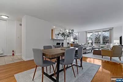 530 Valley Road C003L #C003L, Montclair, NJ 07043 - Photo 10