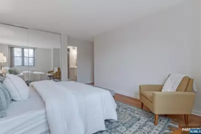 530 Valley Road C003L #C003L, Montclair, NJ 07043 - Photo 16