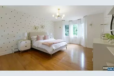 17 Brook Avenue, Montvale, NJ 07645 - Photo 32