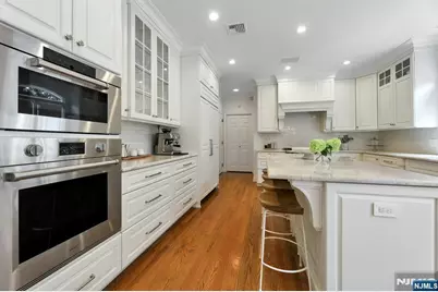 17 Brook Avenue, Montvale, NJ 07645 - Photo 14