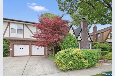 497 Oakdene Avenue, Ridgefield, NJ 07657 - Photo 2