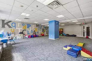 100 Old Palisade 2313, Fort Lee, NJ 07024 - Photo 10