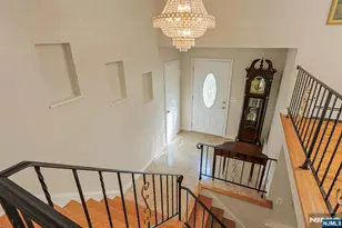 81 Queen Ct, Hillsdale, NJ 07642 - Photo 4