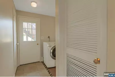 81 Queen Court, Hillsdale, NJ 07642 - Photo 36