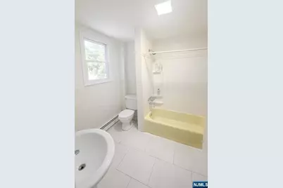 832 Parker Street, Newark, NJ 07104 - Photo 12