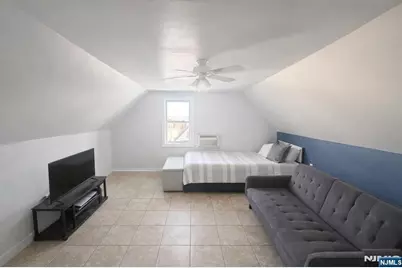 832 Parker Street, Newark, NJ 07104 - Photo 6
