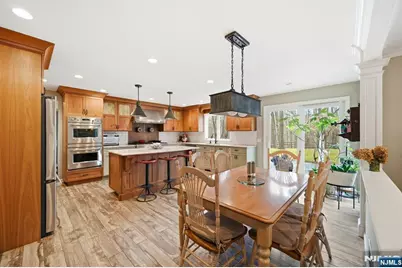 26 Valley Lane, Upper Saddle River, NJ 07458 - Photo 2